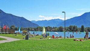 Unclassified image, 3 of 48, button - Beautiful apartment for 9 guests with hot tub, WIFI, TV, patio and pets allowed (Aurogna)