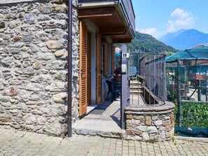 Exterior detail - Stunning private villa for 4 people with WIFI, TV and terrace (Sorico)