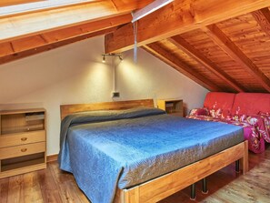 2 Schlafzimmer, Reisekinderbett, kostenloses WLAN, Bettwäsche
