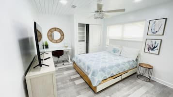 3 bedrooms, iron/ironing board, travel cot, free WiFi