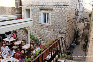 Restauration en plein air