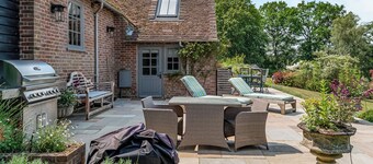 The Cottage High Wykehurst End