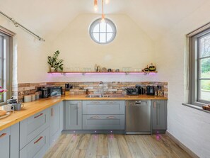 Dishwasher, freezer