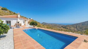 Pool - Villa Las Reinas Arenas by Ruralidays (Málaga)