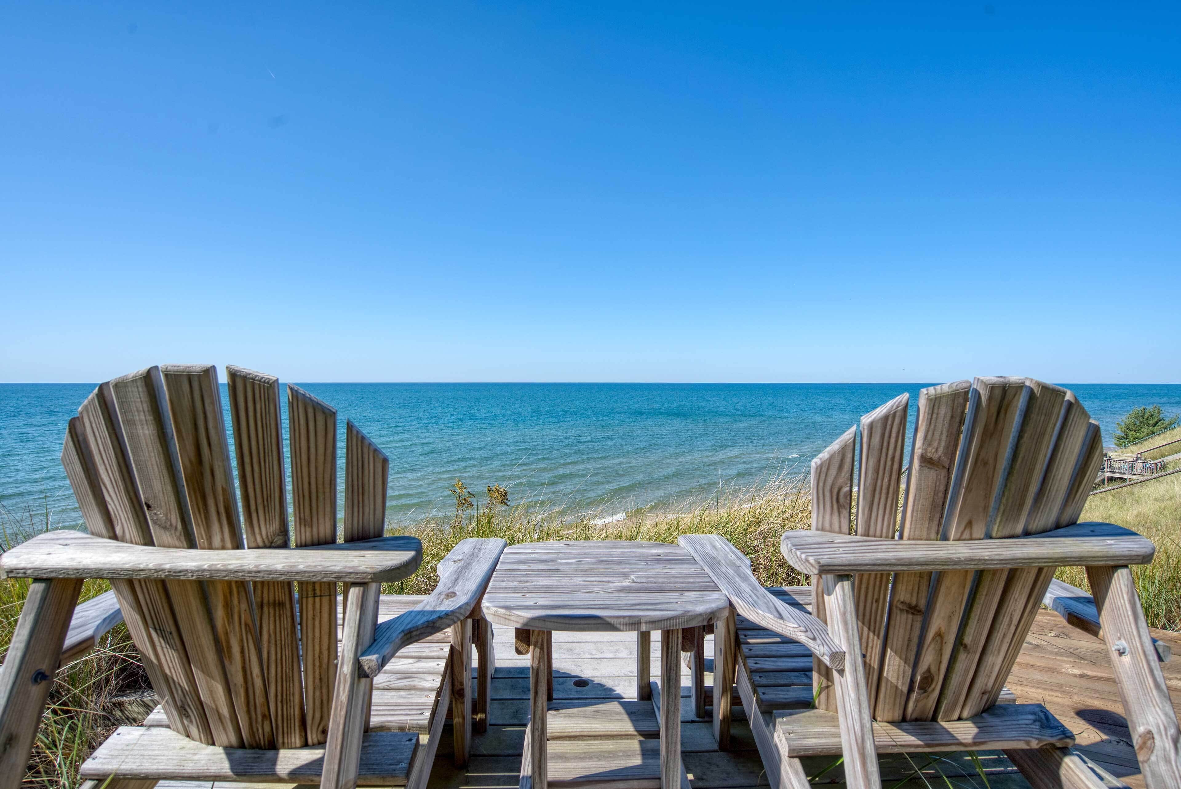 Lake Michigan Home: Steps to Muskegon State Park