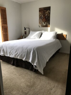 3 bedrooms, WiFi, bed sheets - Hike In/Hike Out VTFun (Peru)