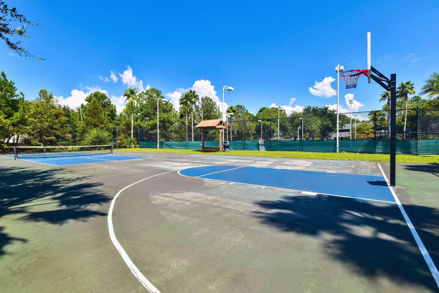 The Palms of Destin Basketball Court