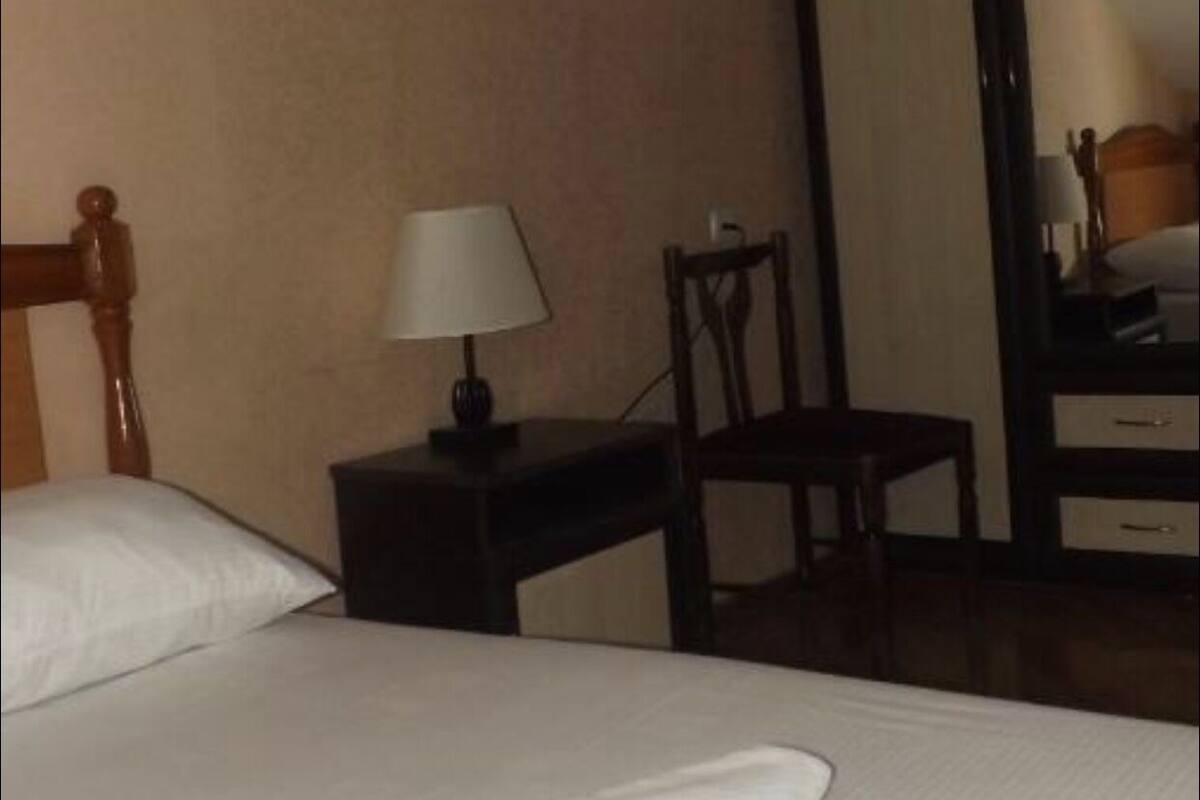Basic Double Room | WiFi (free)