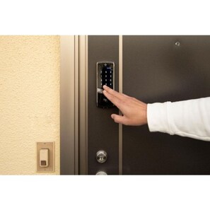 Property entrance - Sapporo Apartment 201 (Sapporo)