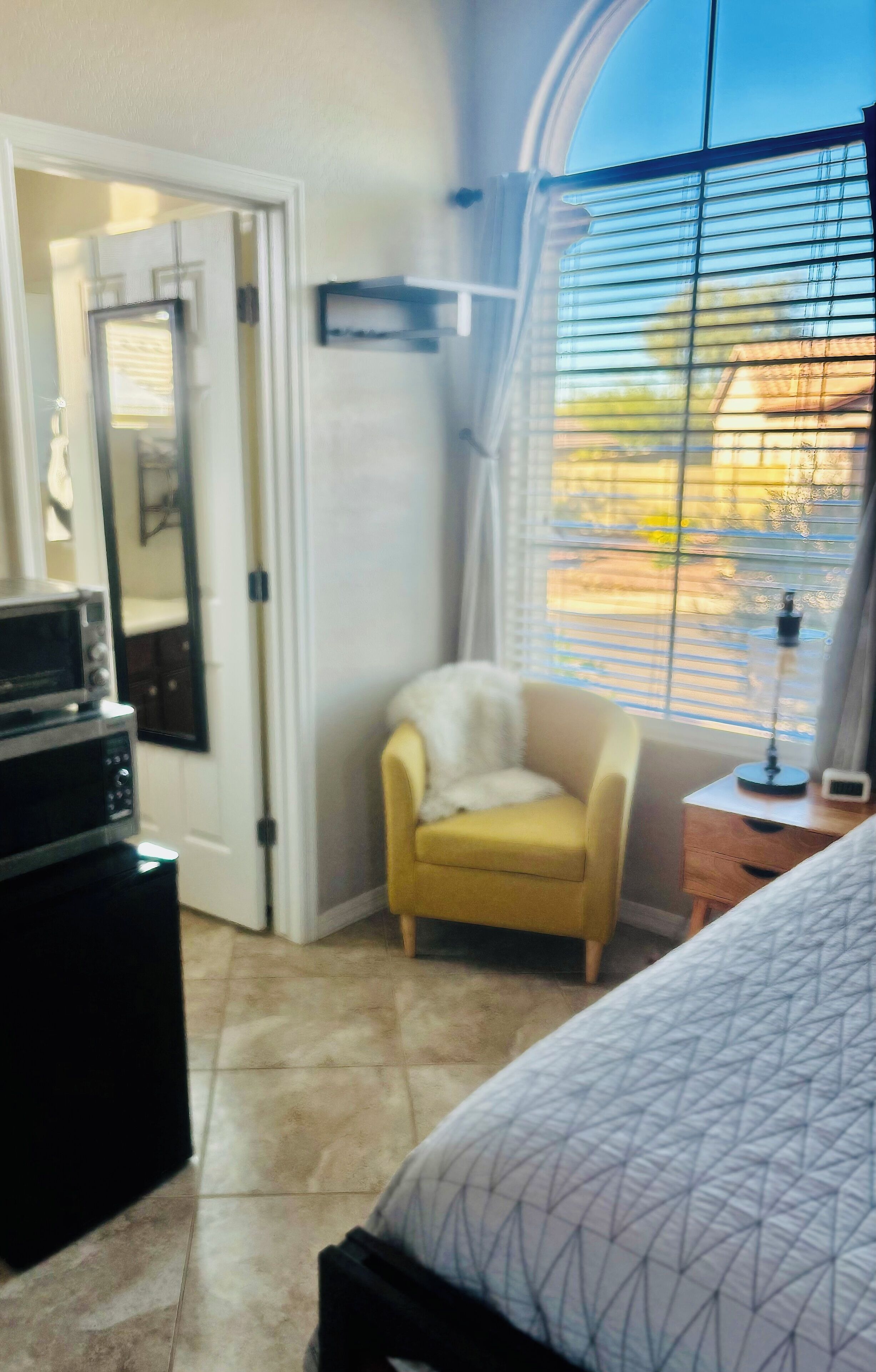 Desk, iron/ironing board, travel cot, free WiFi