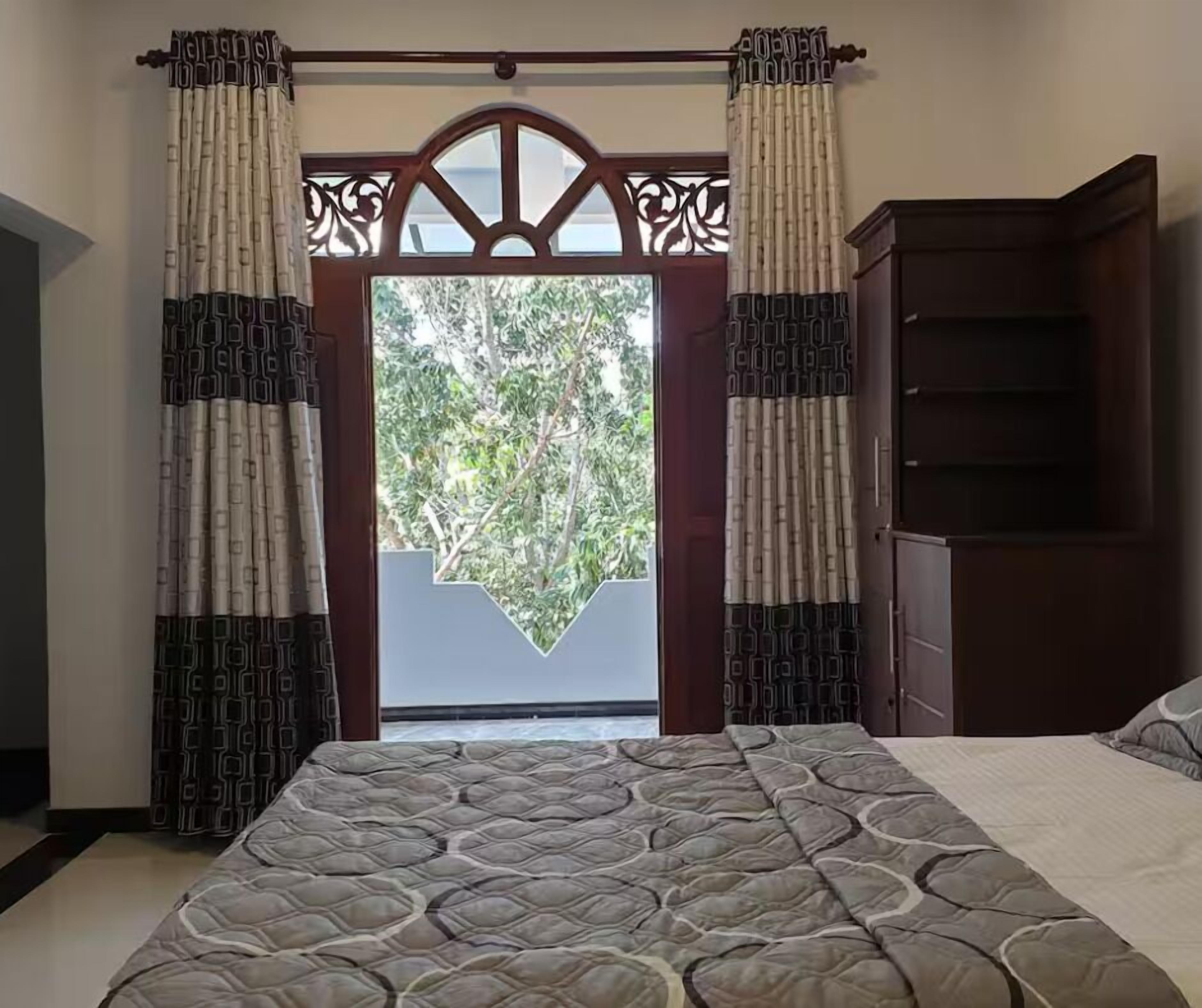 Literie hypoallergénique, ameublement personnalisé, bureau