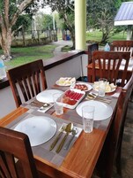 Desayuno continental incluido todos los días 