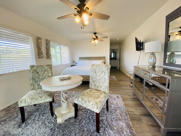 3 bedrooms, desk, iron/ironing board, free WiFi - Gorgeous Ocean View, Comfortable Cool Elevation, Close to Everything! (Kailua-Kona)