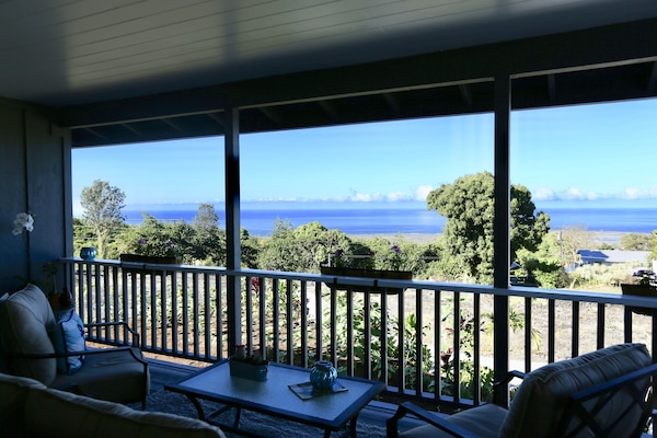 Enjoy your front porch with the gorgeous ocean view.