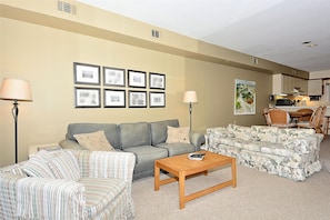 Townhome, 2 Bedrooms | Living room