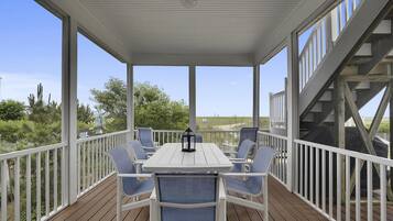 House, Multiple Beds | Balcony