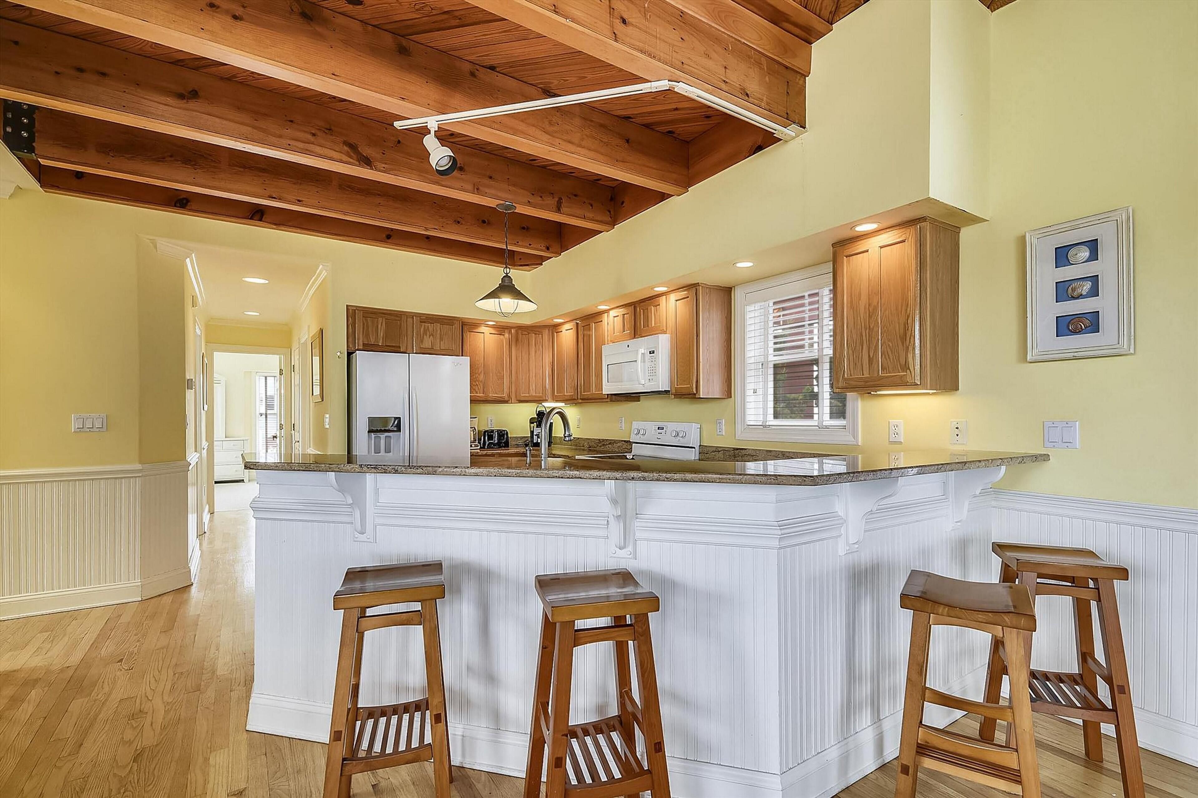 House, Multiple Beds | Private kitchen