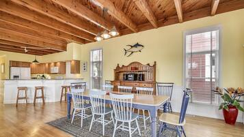 Rumah, Beberapa Tempat Tidur | Dapur pribadi