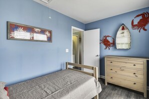 Condo, 3 habitaciones | 3 habitaciones y ropa de cama
