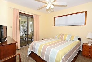4 bedrooms, individually decorated, individually furnished, bed sheets - 1 Ocean Dr. North Shores by Long & Foster (Rehoboth Beach)