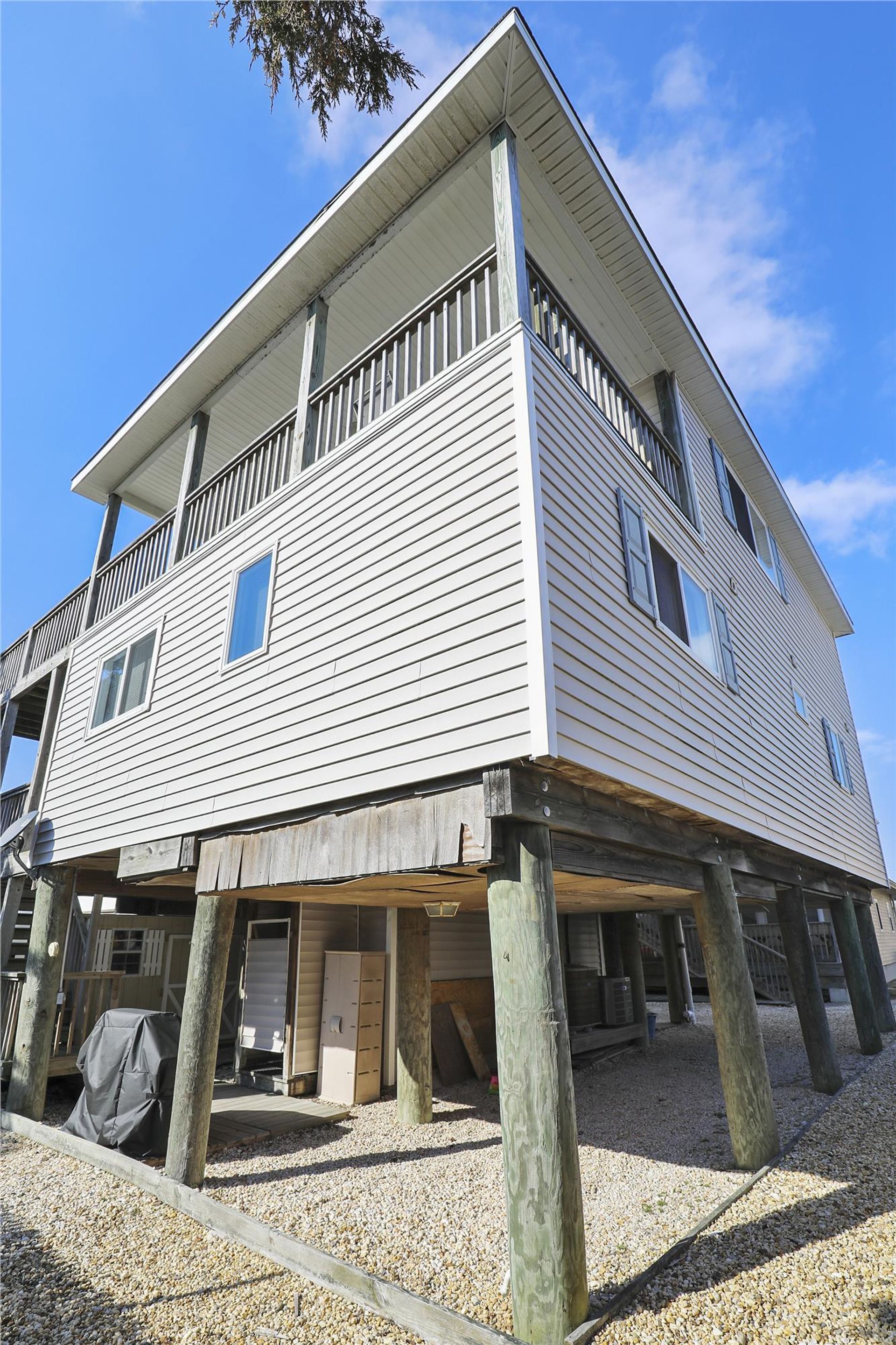 House, 5 Bedrooms | Exterior