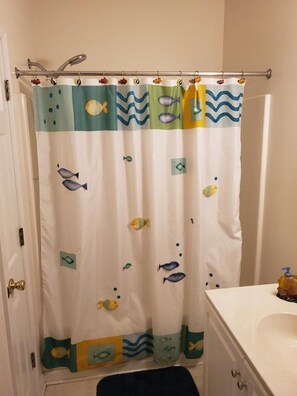Apartment, 2 Schlafzimmer | Badezimmer | Handtücher