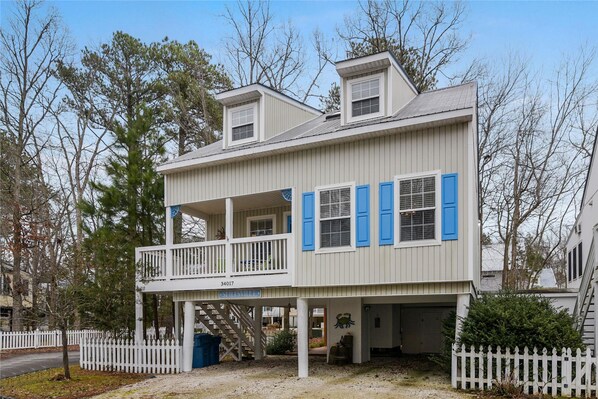 House, 3 Bedrooms | Exterior