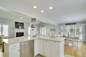 Casa, 6 habitaciones | Cocina privada