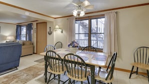 Condo, 2 Bedrooms | Private kitchen
