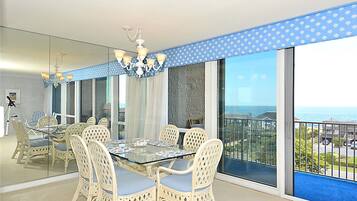 Condo, 2 Bedrooms | In-room dining