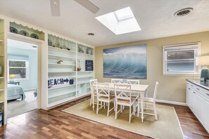 House, 3 Bedrooms | Dining