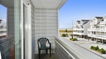 Townhome, 3 Bedrooms | Balcony