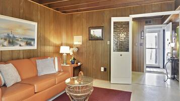 Townhome, 3 Bedrooms | Ruang tamu