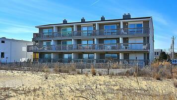 Townhome, 4 Bedrooms | Exterior