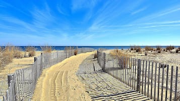 Townhome, 4 Bedrooms | Beach