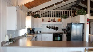 Unclassified image, 5 of 23, button - 706 S.ocean Dr. S.b. by Long & Foster (Bethany Beach)