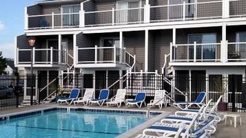 Townhome, 4 Bedrooms | Pool | Outdoor pool