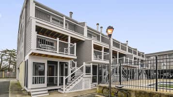 Townhome, 4 Bedrooms | Exterior