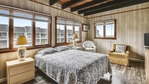 Townhome, 4 Bedrooms | 4 bedrooms, WiFi (free), individually decorated, individually furnished