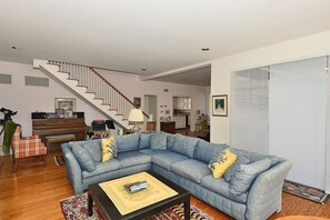 單棟房屋, 5 間臥室 | 客廳