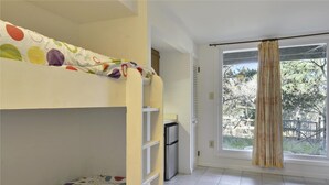 Interior - Atlantic Watergate 49 39549 Dune Rd by Long & Foster (Bethany Beach)
