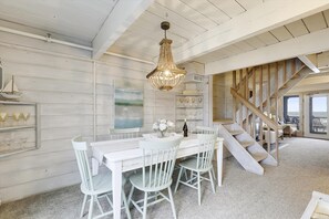 وحدة سكنية متصلة - ٤ غرف نوم | تناول الطعام