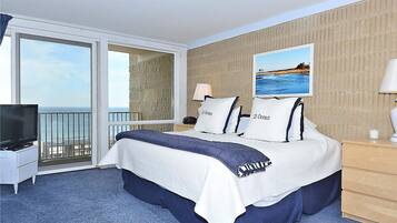 2 bedrooms, individually decorated, individually furnished, bed sheets