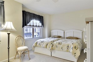 Townhome, 3 Bedrooms | 3 bedrooms, individually decorated, individually furnished, bed sheets