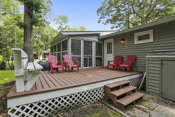 House, 3 Bedrooms | Balcony