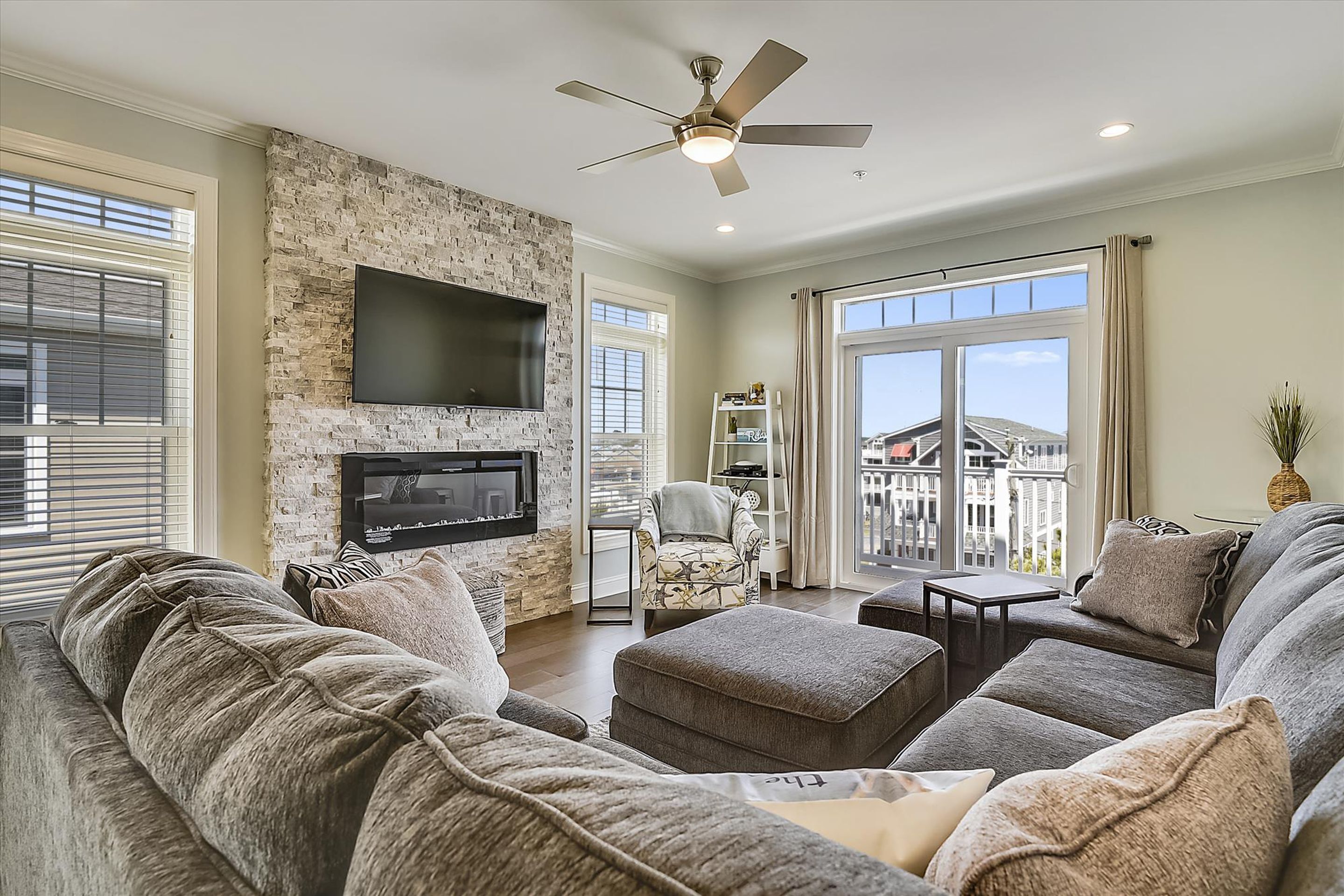 公寓客房, 4 間臥室 | 客廳