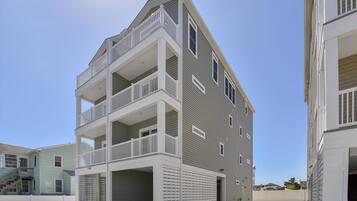 Condo, 4 Bedrooms | Exterior