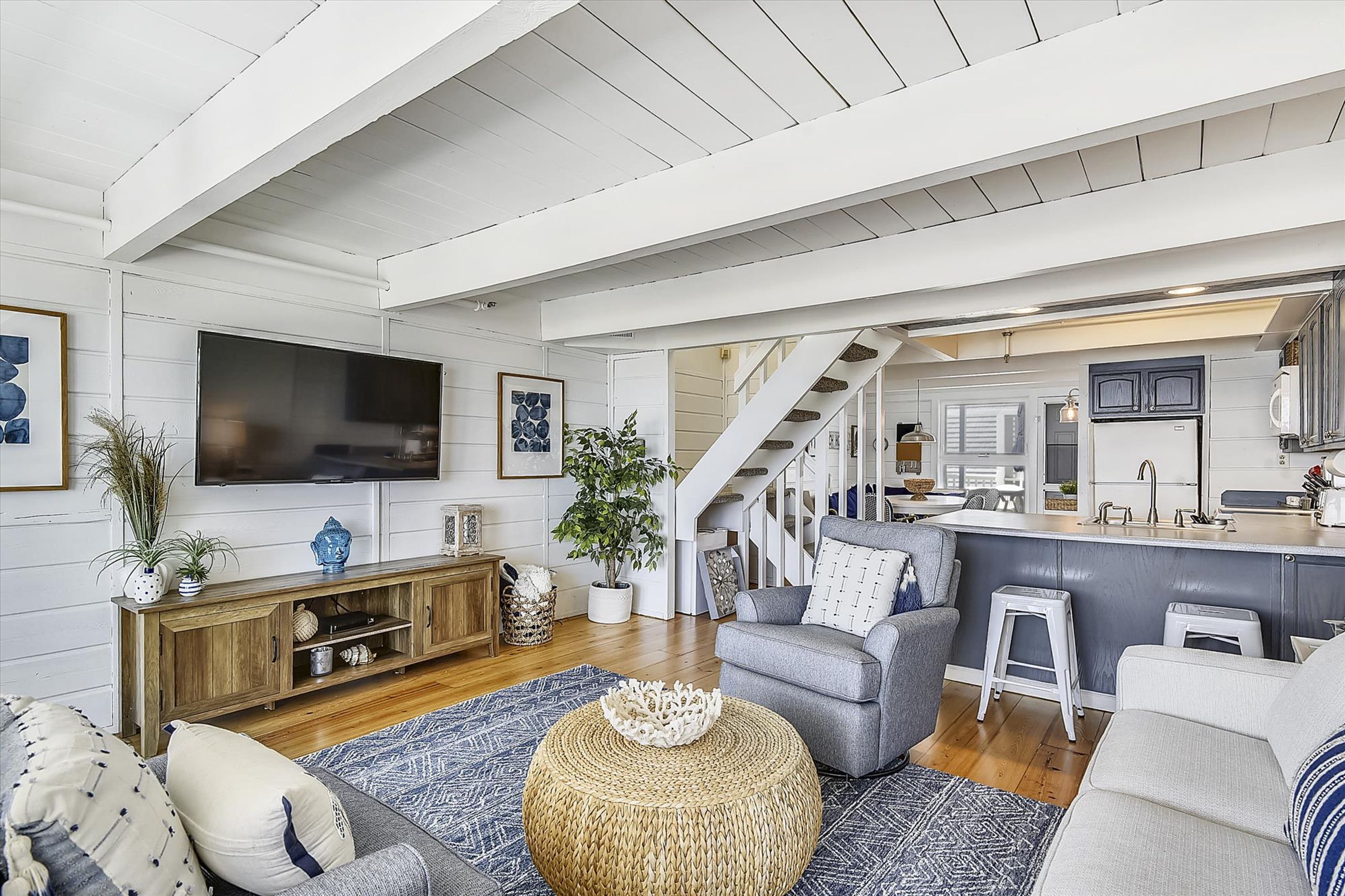Townhome, 4 Bedrooms | Living room