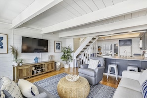 Townhome, 4 Bedrooms | Living room