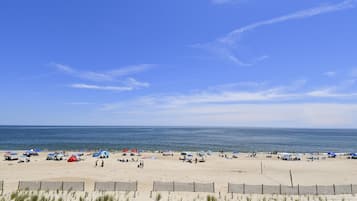 Townhome, 4 Bedrooms | Beach